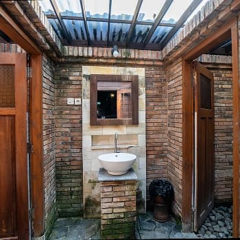 Badegan House room 3