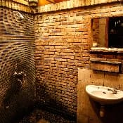 Kriyan Kidul House room 3