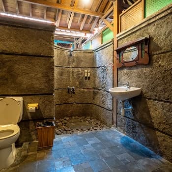 Wuryantoro House room 5