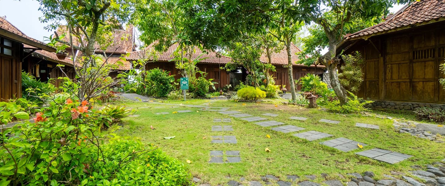 Taman Bulus (Outdoor Area)