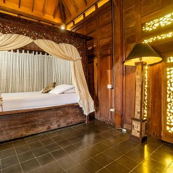 Ngadirojo House room 3